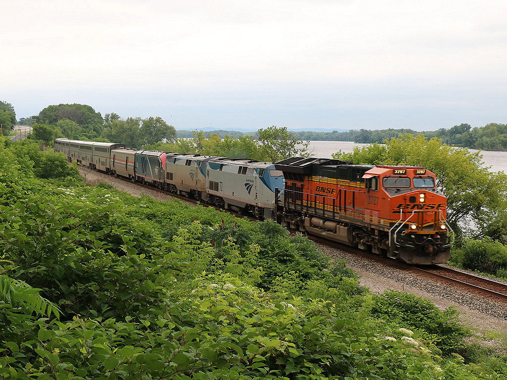 BNSF 3787